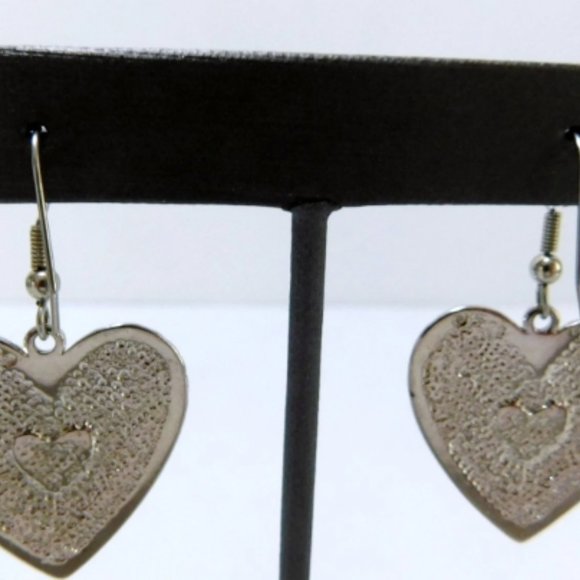 Triple Heart, Fish Hook Earrings, Silvertone, Faux Turquoise Center, Christmas - Picture 7 of 8